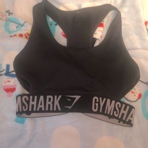 Gymshark bra 🦈🖤